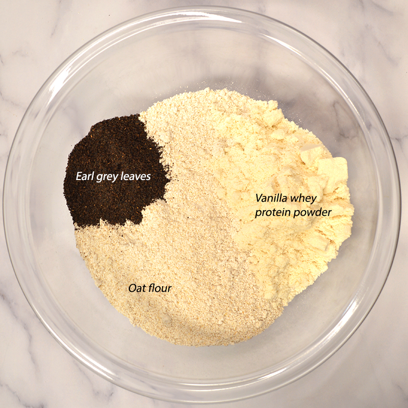 Dry-ingredients-for-the-pound-cake