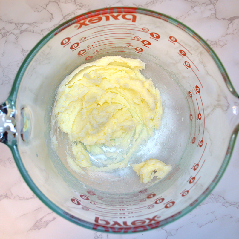 Mixing butter and sugar